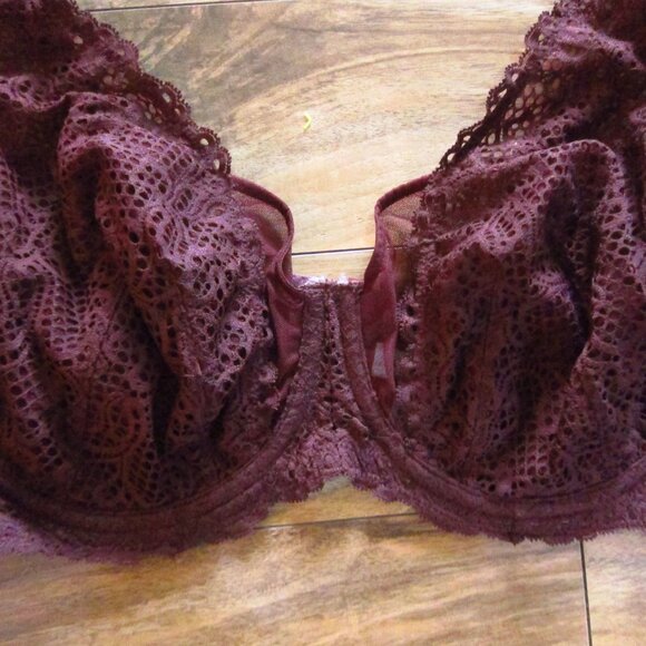 CACIQUE Burgundy Sheer Lace Unlined Balconette Underwire Bra Size 42DDD - Picture 2 of 7